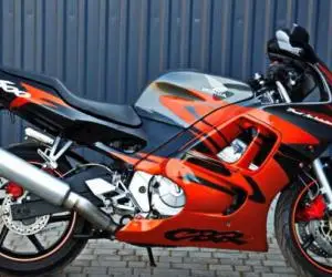 PIESE honda cbr 600 F / F 3