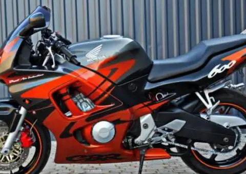 PIESE honda cbr 600 F / F 3 - 2/5