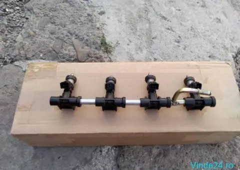 RAMPA INJECTOARE suzuki gsxr 750  K 1 K 2 K 3 - 2/8