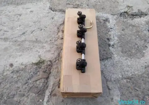 RAMPA INJECTOARE suzuki gsxr 750  K 1 K 2 K 3 - 6/8