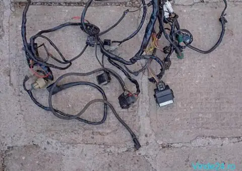 INSTALATIE electrica suzuki gsxr 600 K 1 K 2 K 3 - 5/8