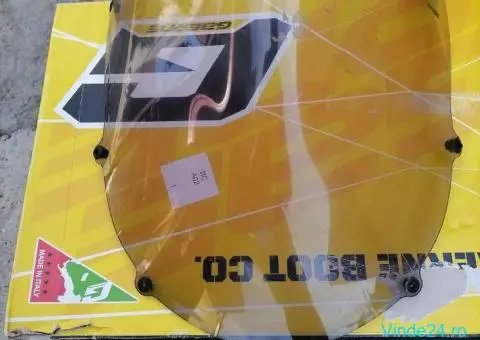 PARBRIZ suzuki gsxr 600 / 750 / SRAD - 6/8