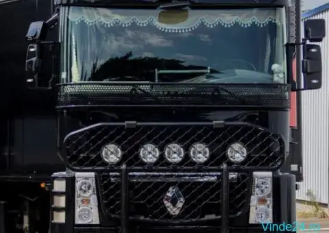 Transport Național și Internațional