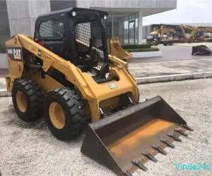 Închiriere Bobcat / Skid Steer