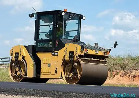 Închiriere Cilindru Compactor