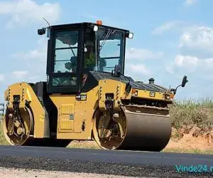 Închiriere Cilindru Compactor