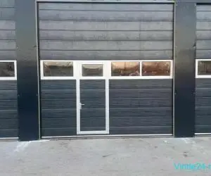 usa de garaj pe baza de comanda