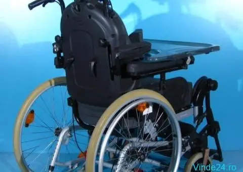 Scaun cu rotile - Invacare / latime sezut 43 cm - 9/10