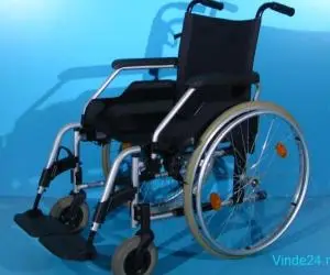 Scaun cu rotile Meyra   latime sezut 46 cm