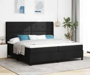 Pat cu arcuri și saltea Neagră 200 x 200 cm din material.
