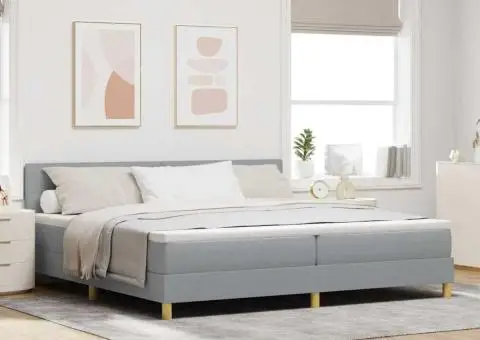 Pat cu arcuri cu saltea & LED Gri deschis 200x200 cm Țesătură - 1/5