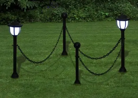 Stâlpi cu felinar cu LEDuri și lanțuri - 1/5